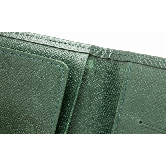 Louis Vuitton Taiga Porte Valeur Cult Credit Bill Green - Picture 7 of 9